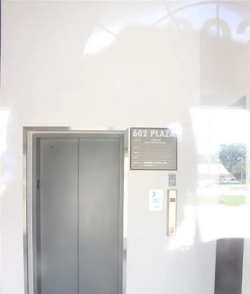 Medical/professional Office Space for Lease in Busy Sr-442 Business Complex