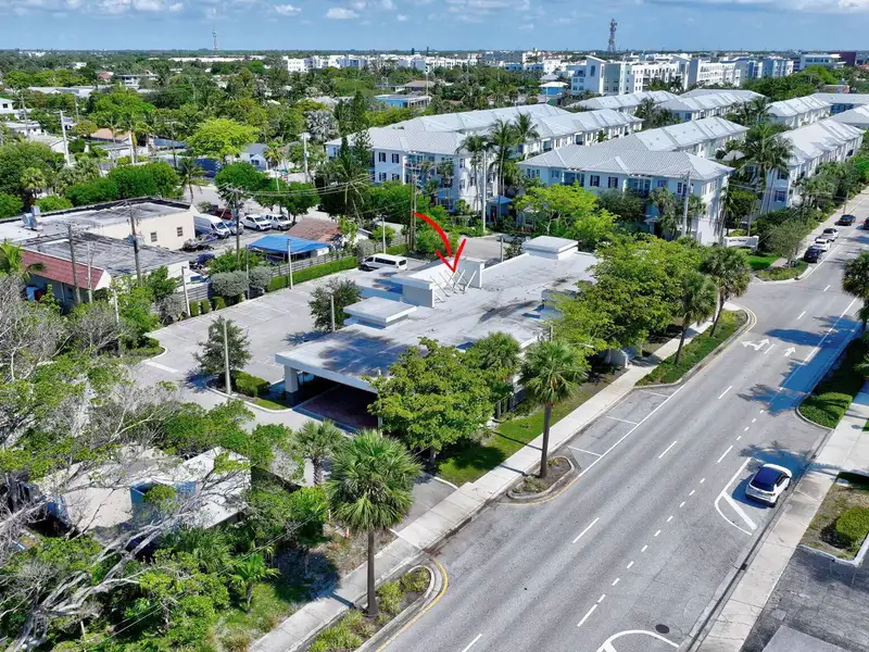 Renovated 5,194 Sf Commercial Building on Federal Highway, Delray Beach
