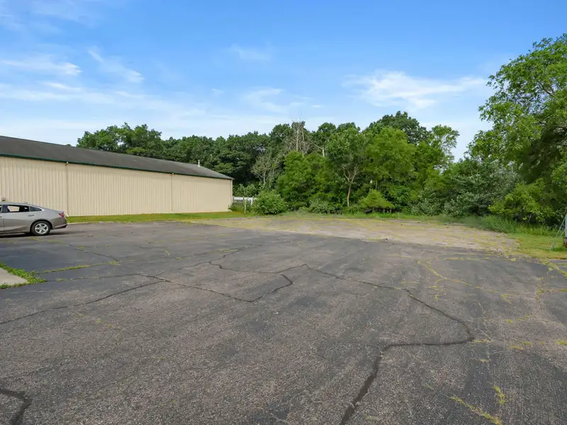 Commercial Development Opportunity on High-traffic Shaver Road, Ideal for Retail or Office