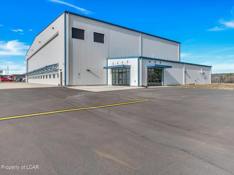 16,000 Sq Ft Hangar for Sale or Lease at Hazleton Regional Airport