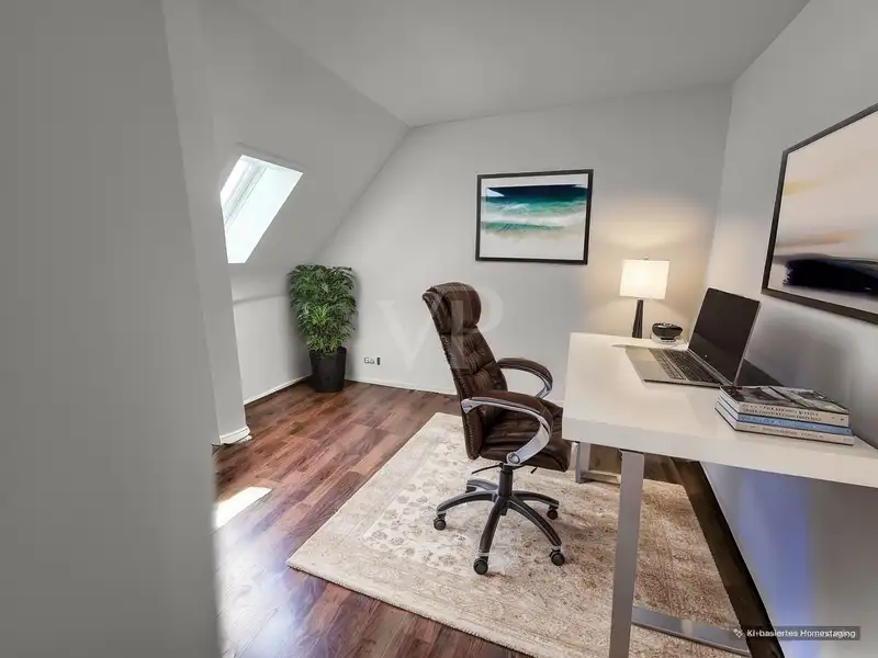 Commercial Unit for Sale in Salzgitter-gebhardshagen - Versatile Space with Office Potential