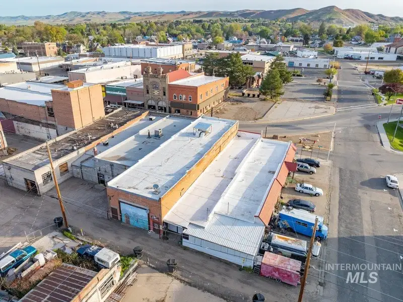 Updated Tavern with Liquor License in Historic Downtown Weiser
