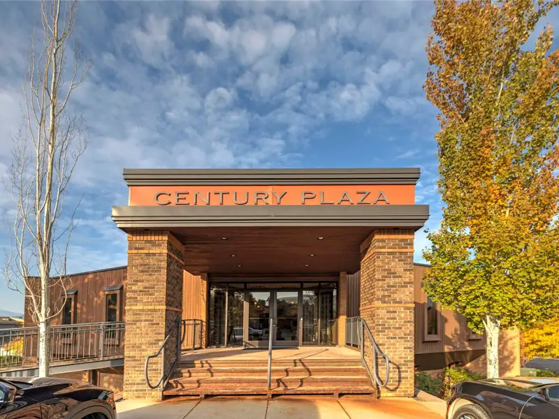 Upgraded Commercial Building in South Hills of Missoula with Diverse Tenants and Cash Flow