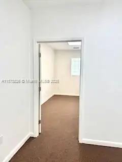 Office Space for Lease in Kendall – All Utilities Included, Prime Location with Parking