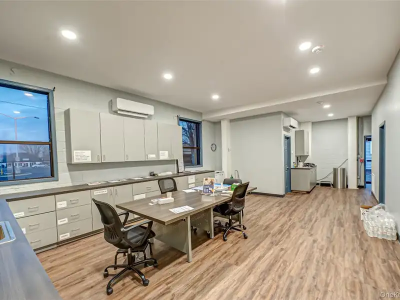 Brand-new Medical Building in Prime Location with State-of-the-art Facilities