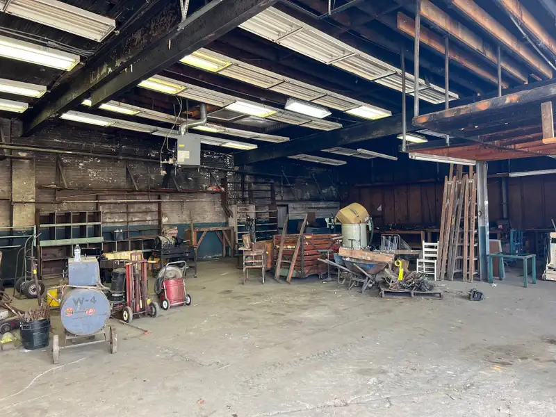 Historic Commercial Property with Showroom and Workshop in Marion, Nc