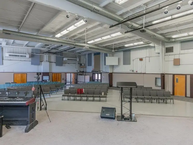 Expansive 44,962 Sf Property on 5 Acres in Historic Franklin - Versatile Development Opportunity