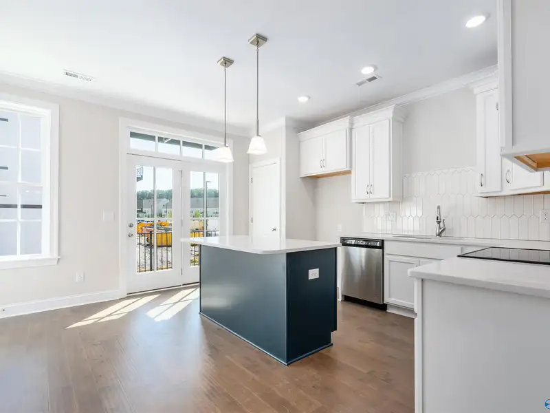 Live/work Townhome with Flex Space, 2 Primary Suites, and 2-car Garage in Prime Location