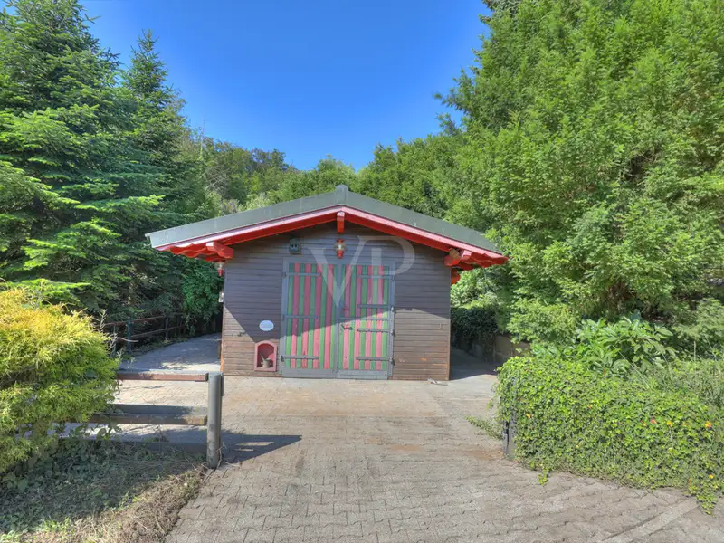 Spacious 34,000 M² Stud Farm Property with Main House, Pool, and Guest Accommodations