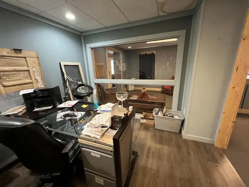Versatile Mixed-use Property with Office Space and Storage in Residential Area