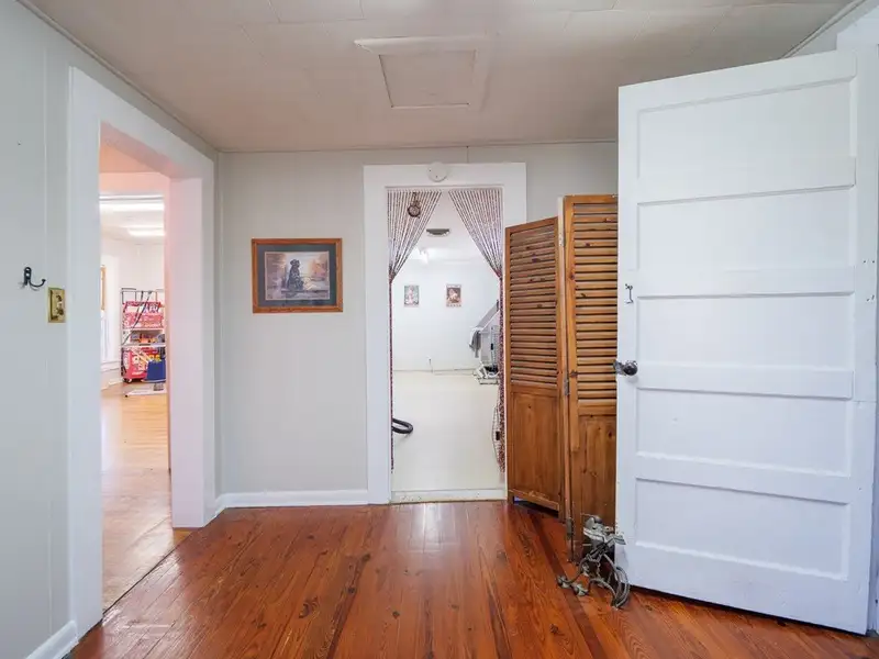 Versatile Flex Building with Office and Warehouse Space in Prime Valdosta Location