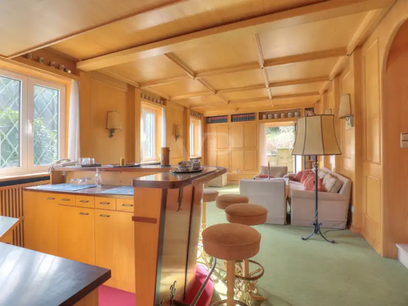 Spacious 34,000 M² Stud Farm Property with Main House, Pool, and Guest Accommodations