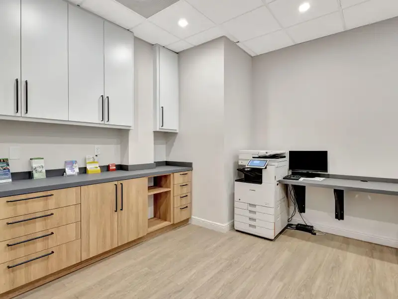 Renovated 5,194 Sf Commercial Building on Federal Highway, Delray Beach