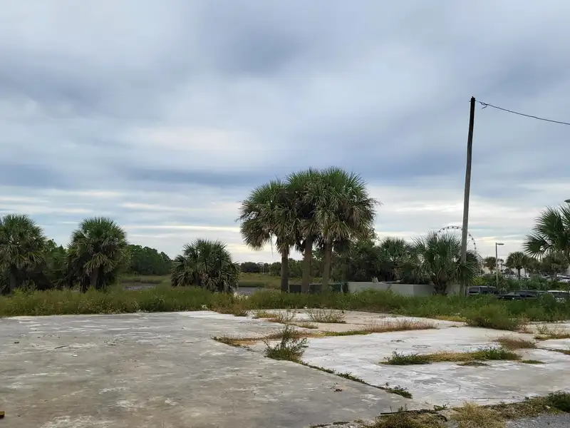 Gulf-view Lakefront Lot in Panama City Beach, Near Pier Park and Dog Beach