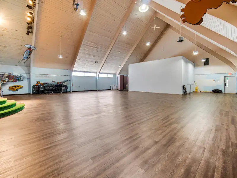 Turn-key Church with Daycare on 9 Acres in Merrillville, Indiana