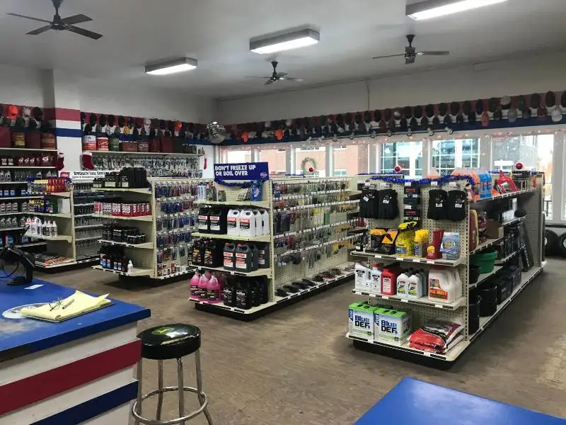 Prime Auto Parts Store with Excellent Location on High Traffic State Hwy 13 and 182