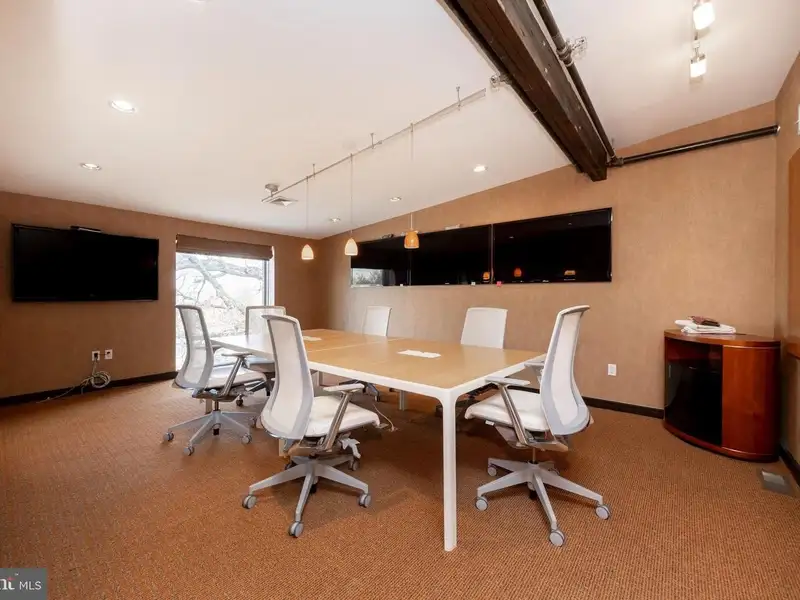 Versatile 5,775 Sf Office Building in Wayne, Pa with Modern Finishes and Executive Suite