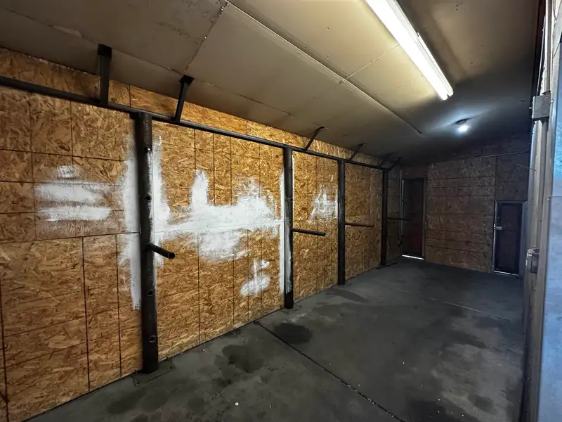 Warehouse and Office Space with Gated Yard in Prime Location