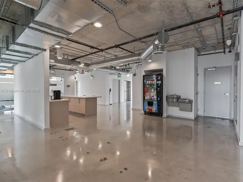 Professional Office Space for Rent - 58 Sf, 10th Floor Near I-95 & Brickell