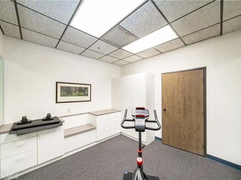 Versatile 21,447 Sq Ft Industrial/office Property in Orange's Thriving Commercial District