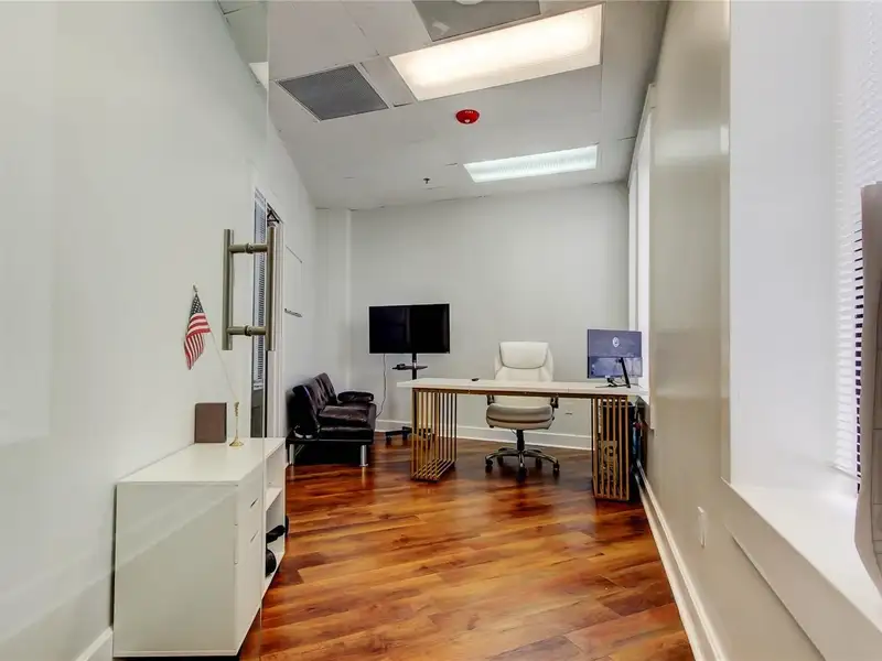 Furnished Executive Office Suite in Grand Central Place, Hyde Park - Immediate Availability