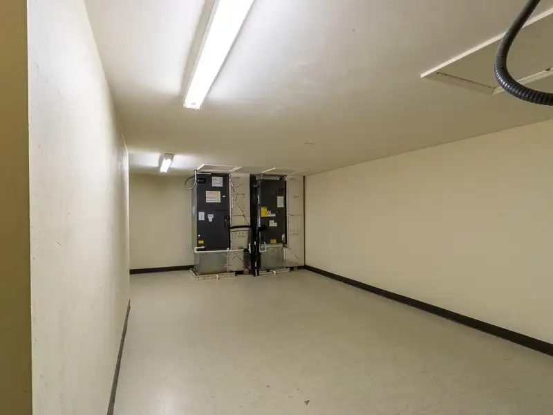 Freestanding Medical Office Near North Florida Regional Medical Center with Multiple Exam Rooms