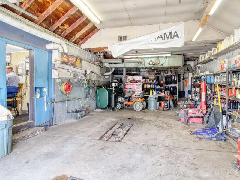 Turnkey Auto Mechanic Business with Multiple Buildings in Mt. Orab