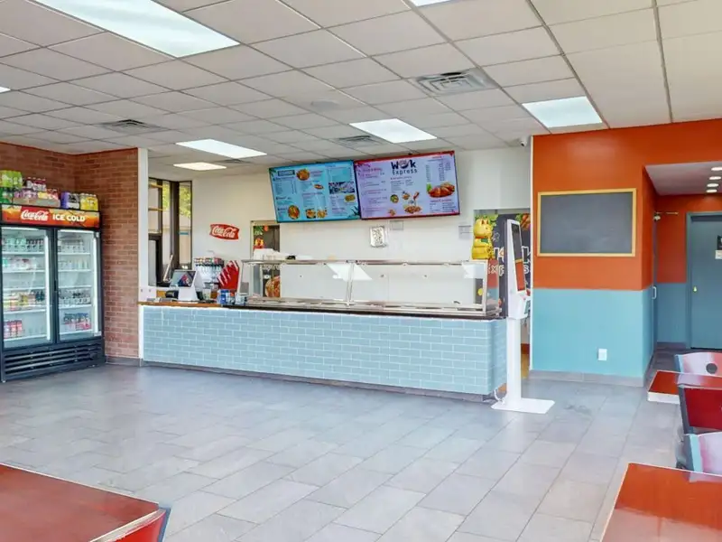 Prime Commercial Restaurant Space in High-traffic Location, 2915 Sq. Ft.