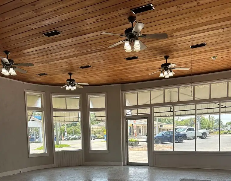 Downtown Nashville Commercial Space with Renovations, Ideal for Restaurant or Retail Business