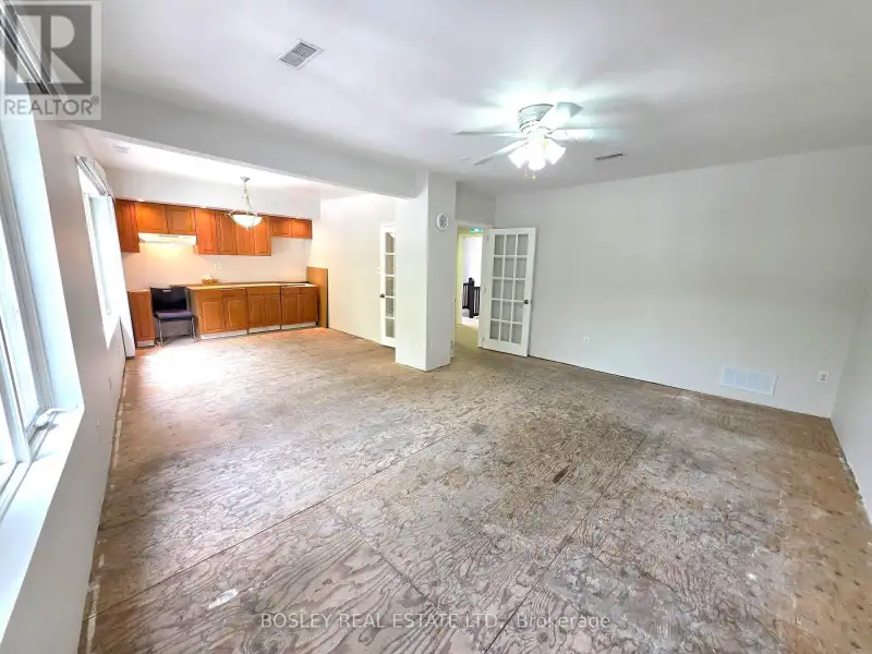 Spacious Second-floor Retail Unit at Yonge and Eglinton with Excellent Visibility and Foot Traffic