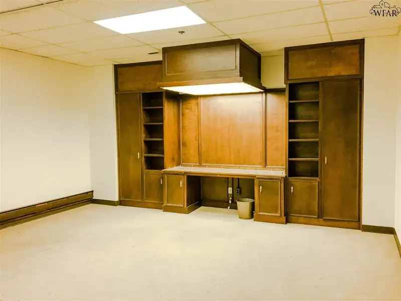 Downtown Wichita Falls Office Space - 1,370 Sq Ft with Utilities Included