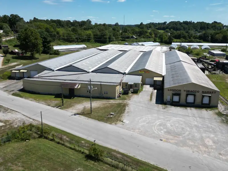 Versatile 150,000 Sq. Ft. Warehouse with Dock Access and Greenhouses in London, Ky