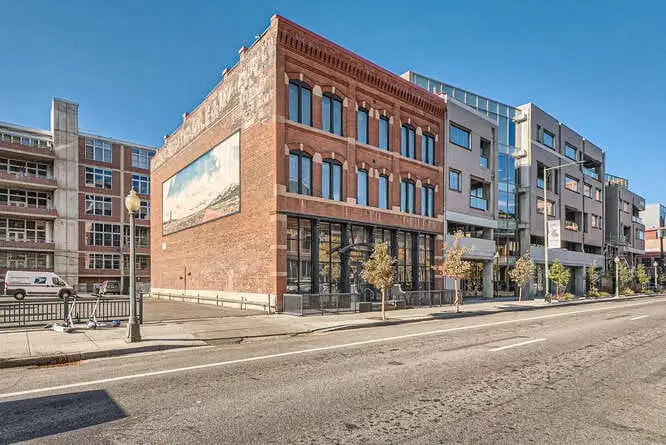 Versatile Office/retail Space for Lease in Iconic Kessler Erlich Building, Lodo