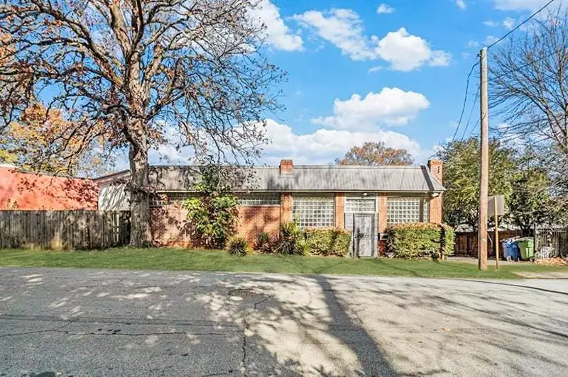 Historic 1930 East Atlanta/ormewood Park Live/work Property with Mixed Use Zoning