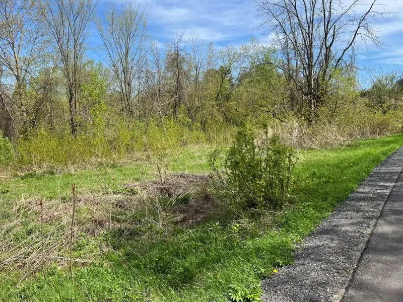 Riverfront Lot in Rivière-beaudette Near Golf Course and Lake Saint-françois