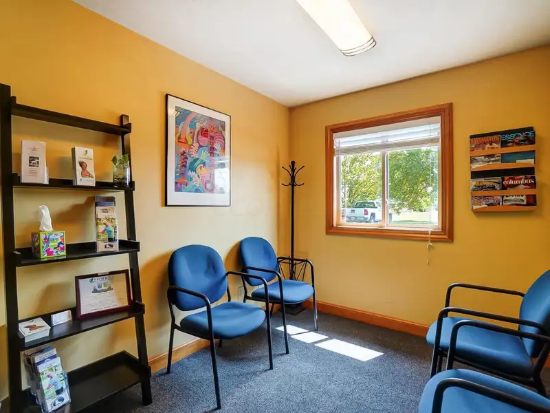 Standalone Commercial Building with Office Suite in Prime Hilliard Location