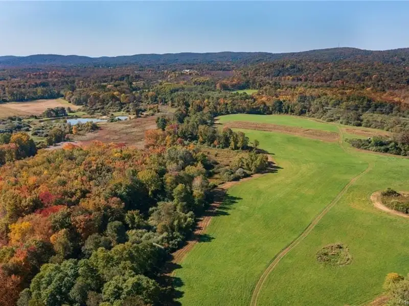 558+ Acre Parcel in Pawling, Ny – Ideal for Residential or Commercial Development