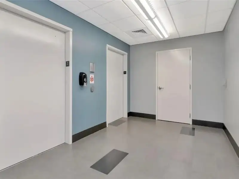 Office Condo in Downtown Tampa's Channel District with Parking and Retail Amenities