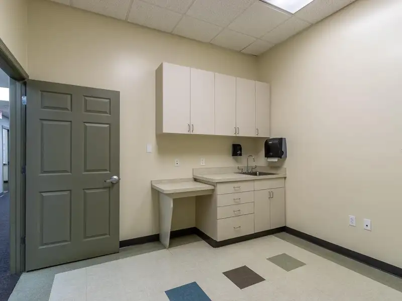 Freestanding Medical Office Near North Florida Regional Medical Center with Multiple Exam Rooms