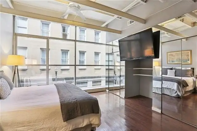 Historic 3-bedroom Residence with Rooftop Terrace in Cbd, Plus 1-bedroom Unit for Rental