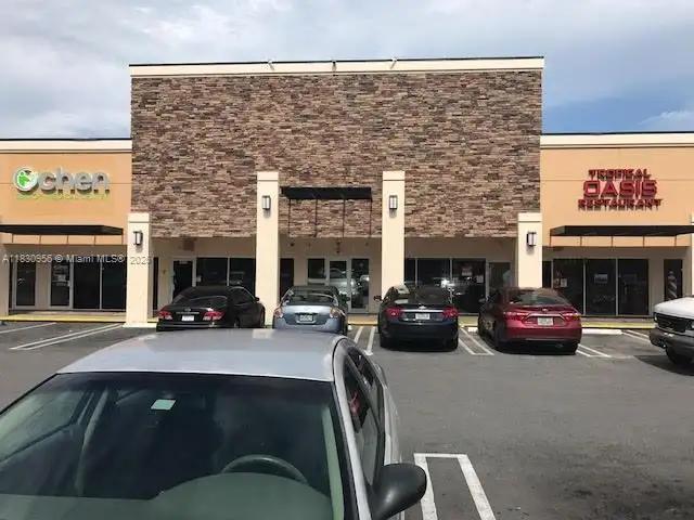 Second-generation Restaurant for Sale in High-traffic Miami Gardens Plaza