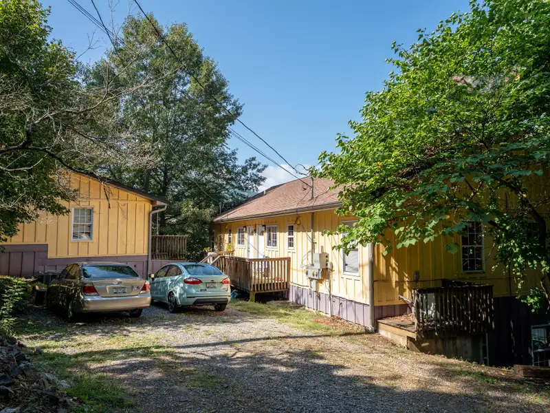Prime Multifamily Student Apartment Complex Near Western Carolina University in Cullowhee, Nc