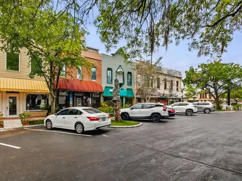 Versatile B-hc Zoned Commercial Property with Office and Retail Space