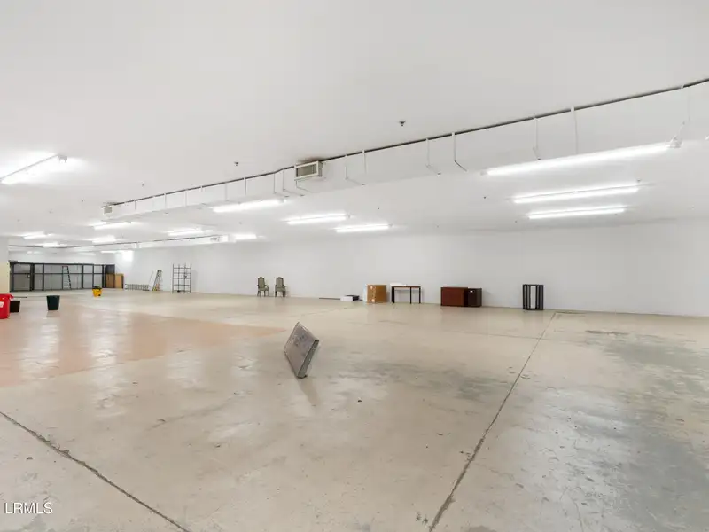 Multi-use Building with Long-term Tenant and Warehouse/office Space in Prime Location