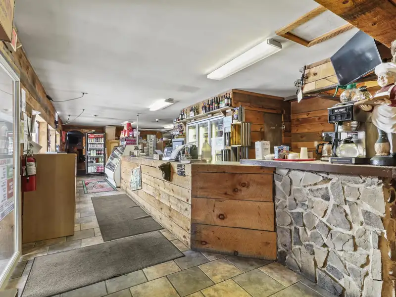 Turnkey Pizzeria and Tavern for Sale in Blakeslee, Pa - Prime Location on Route 115