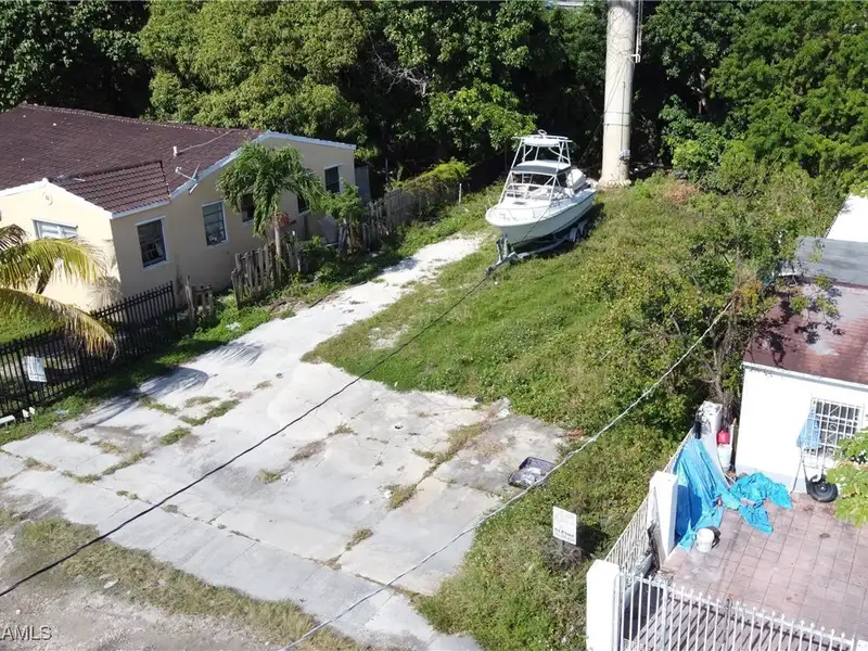 Mixed-use Development Opportunity in Wynwood Norte - 5750 Sf Lot Near Design District