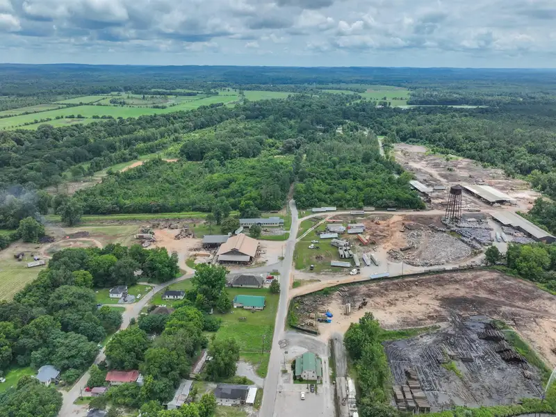 Turnkey Commercial Sawmill and Pallet Company on 40 Acres in Prime Industrial Location
