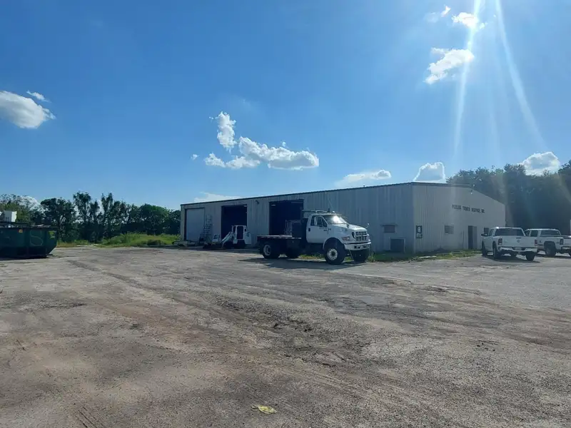 Commercial Property with Warehouse and 10.94 Acres on High-traffic State Rd 46, Mount Dora