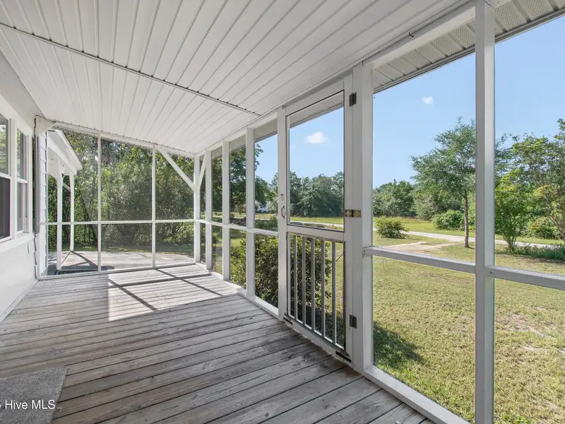 Coastal Live/work Property with 3-bed Home and Flexible Commercial Space