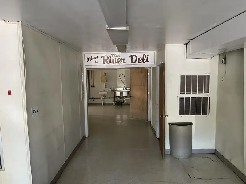 2000 Sqft Commercial Space in Saugatuck - Former River Market Location